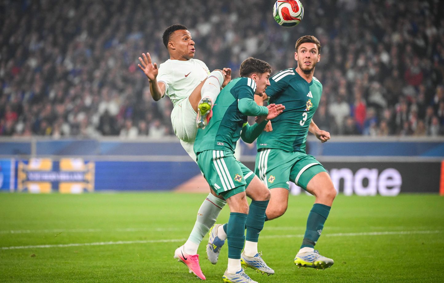 EN VIVO Francia – Irlanda del Norte: Post, fuera de juego, los Blues realmente no pueden hacerlo… Sigue el partido con nosotros… EN VIVO Francia – Irlanda del Norte: Post, fuera de juego, los Blues realmente no pueden hacerlo… Sigue el partido con nosotros…